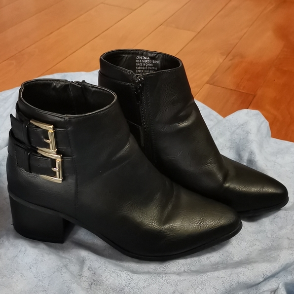 Just Fab black faux leather booties - Picture 3 of 6